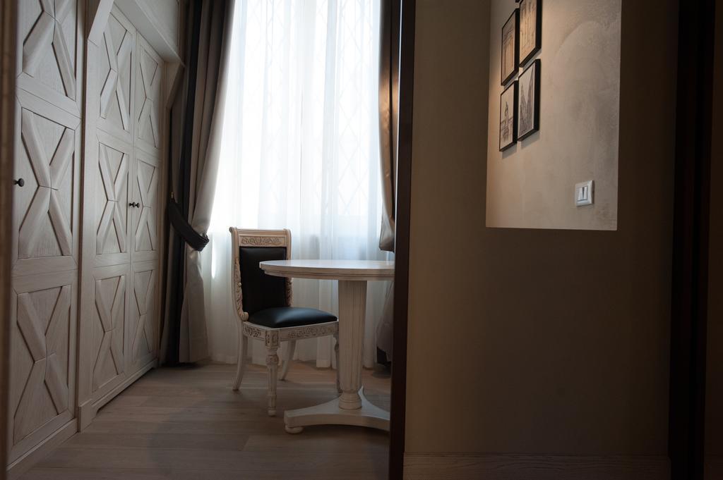 Отель Residenza Bonifacio - Adults Only Верона Экстерьер фото