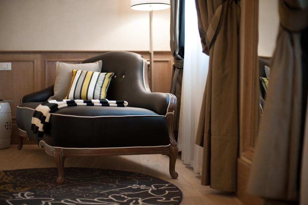 Отель Residenza Bonifacio - Adults Only Верона Экстерьер фото