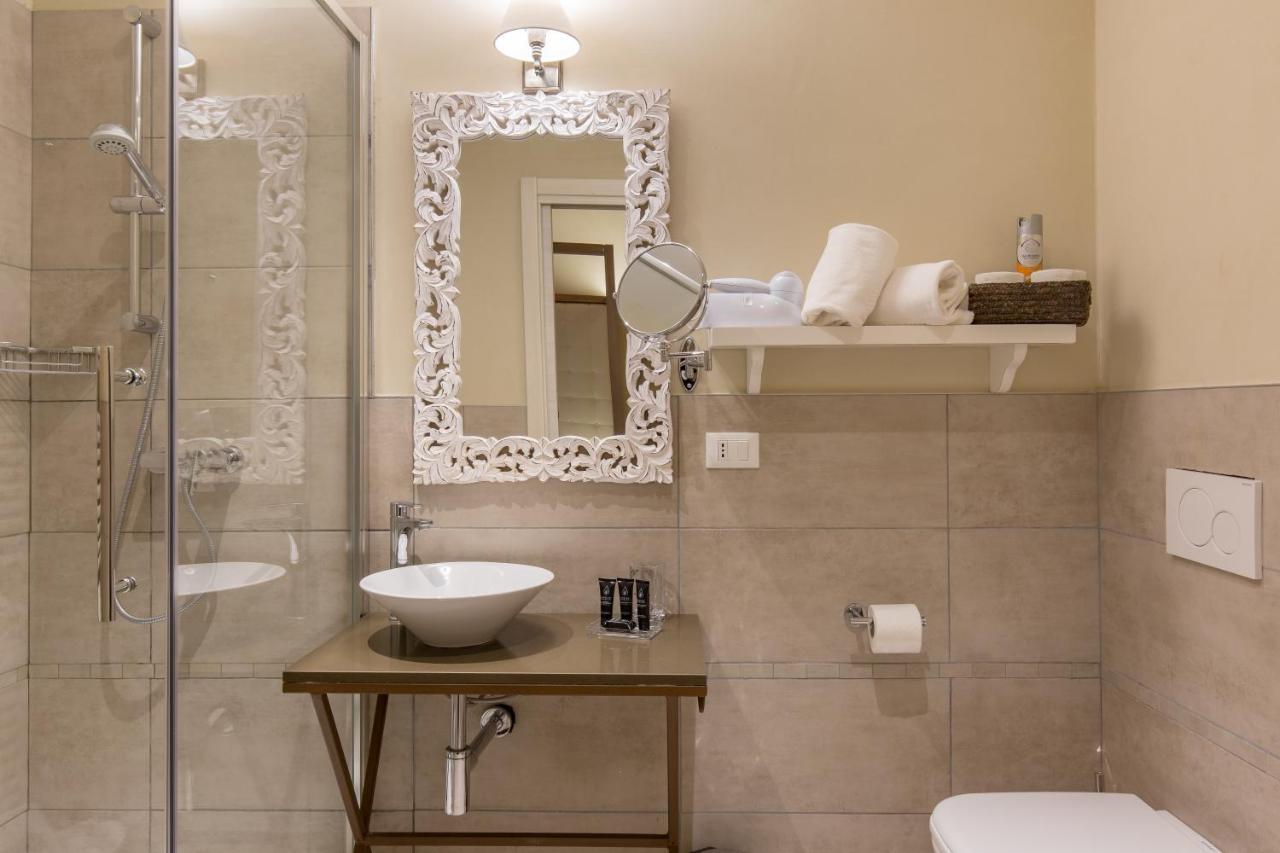 Отель Residenza Bonifacio - Adults Only Верона Экстерьер фото