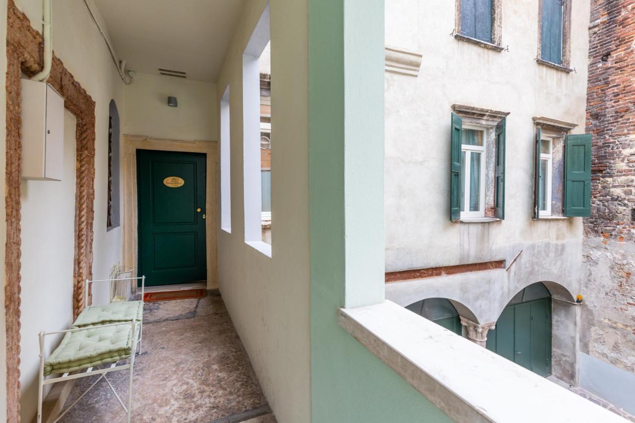 Отель Residenza Bonifacio - Adults Only Верона Экстерьер фото